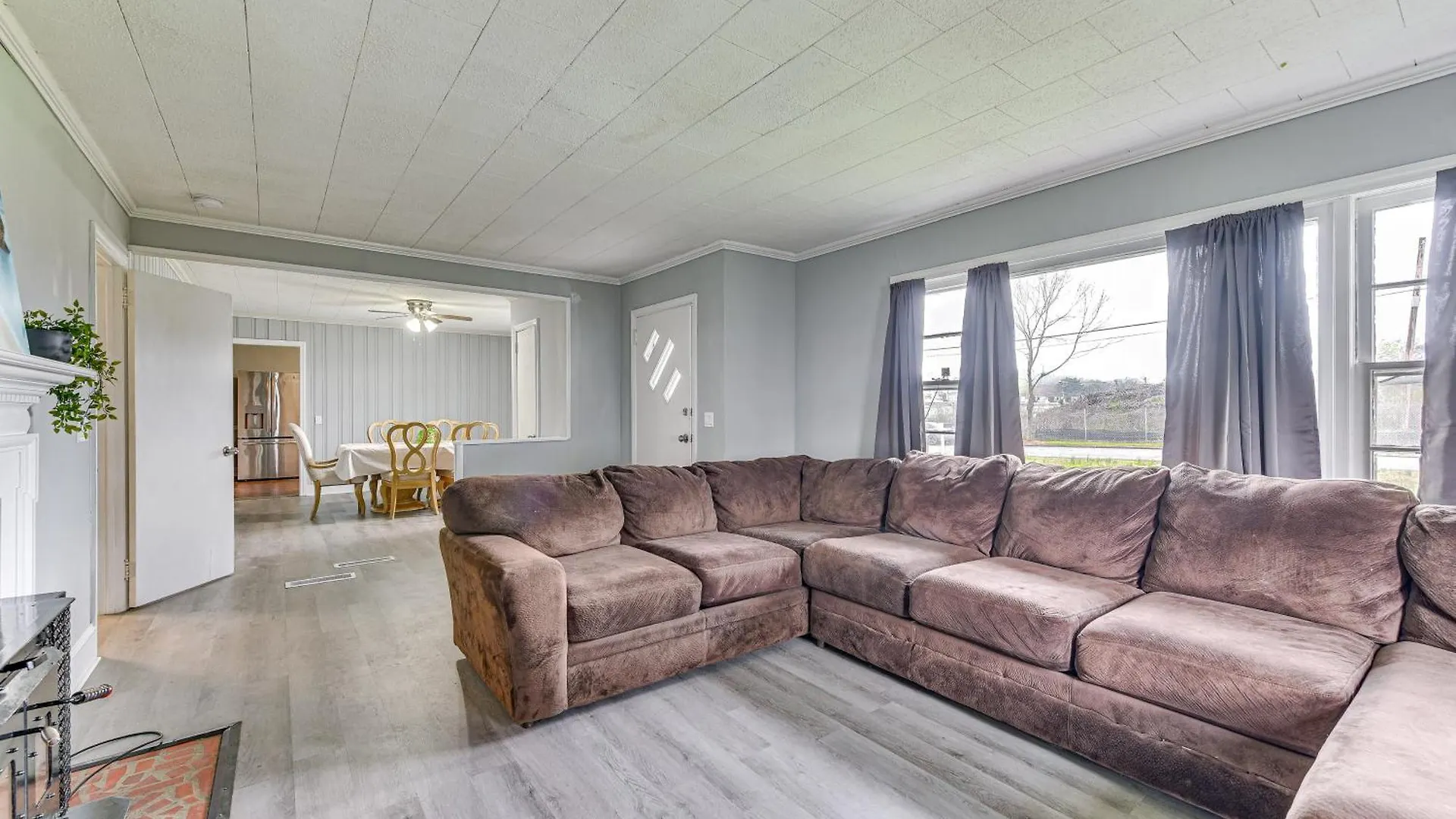 Cozy Charlotte Home With Fire Pit About 6 Mi To Uptown!